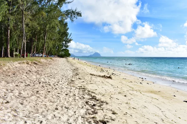 Flic en Flac Beach